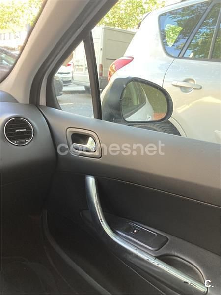 Blanco Usado 2008 Peugeot 308 GTi Berlina | 4900 € (Precio justo) - Imagen 1/1