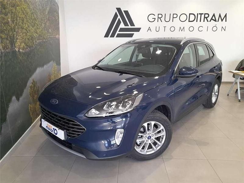 Usado Ford Kuga Titanium 190 CV (139 kW) 2021 Azul SUV