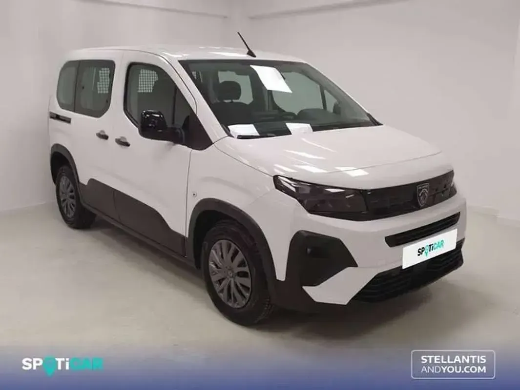 Nuevo Peugeot Rifter Allure 131 CV (96 kW) 2026 Negro Monovolumen