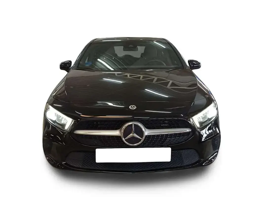 Usado Mercedes A250 218 CV (160 kW) 2022 Negro Utilitario