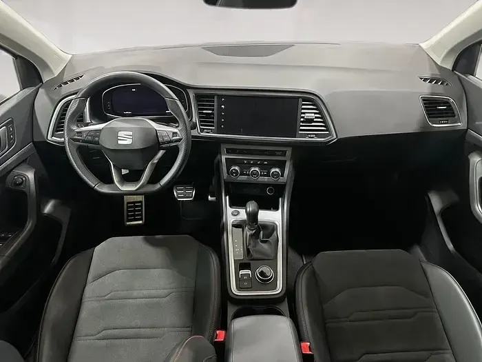 Usado Seat Ateca FR 150 CV (110 kW) 2025 Blanco SUV