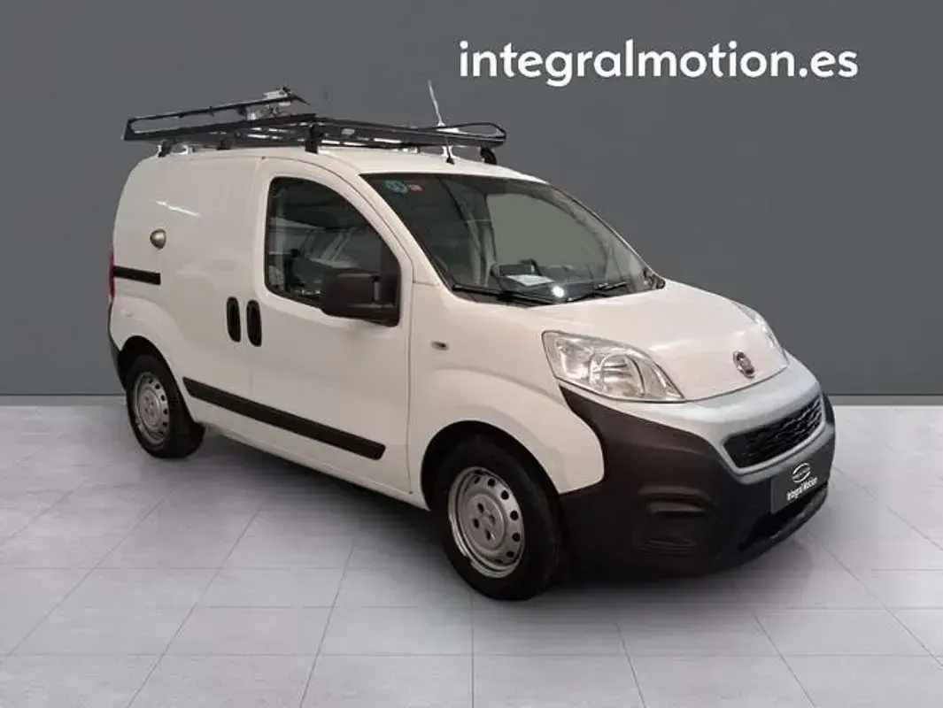 Usado Fiat Fiorino 80 CV (58 kW) 2020 Blanco Monovolumen
