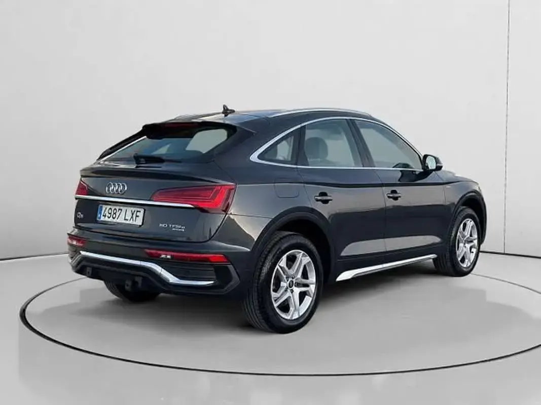 Usado Audi Q5 Advanced Plus 299 CV (219 kW) 2022 Gris SUV