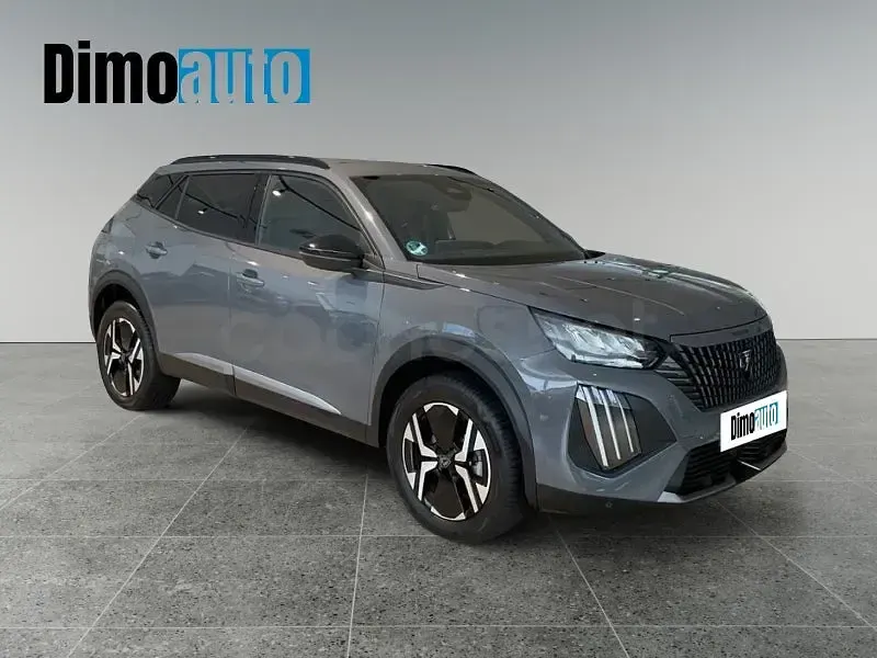 Usado Peugeot 2008 Allure 145 CV (106 kW) 2025 Gris / plata SUV