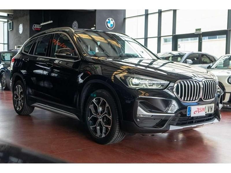 Usado BMW X1 Sport Line 150 CV (110 kW) 2021 Negro SUV