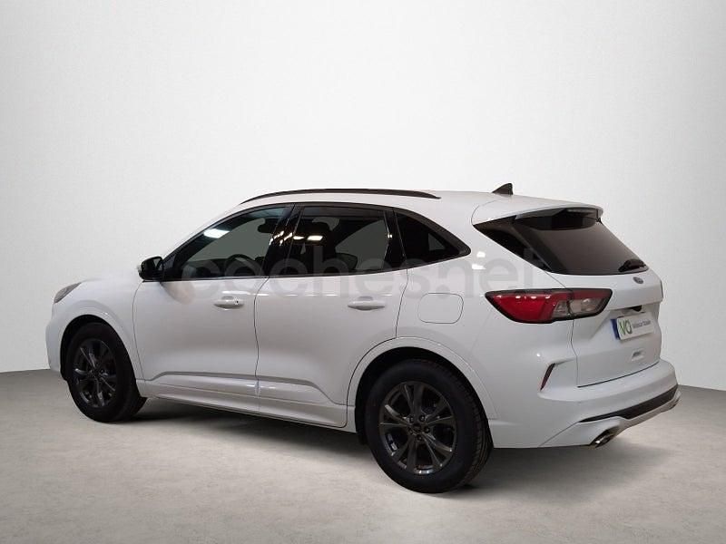 Usado Ford Kuga ST-Line 150 CV (110 kW) 2022 Blanco SUV