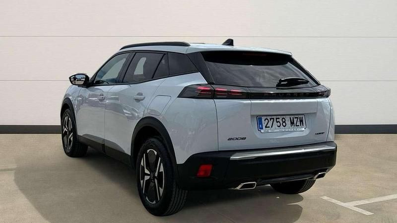 Usado Peugeot 2008 Allure 147 CV (108 kW) 2025 Blanco SUV