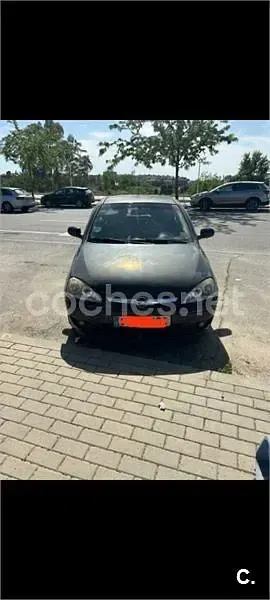 Usado Opel Corsa Sport 80 HP (58 kW) 2006 Preto Citadino