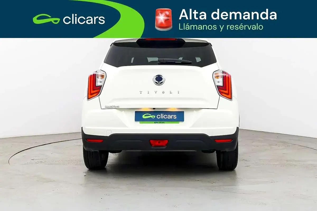 Usado SsangYong Tivoli 128 CV (94 kW) 2023 Blanco SUV