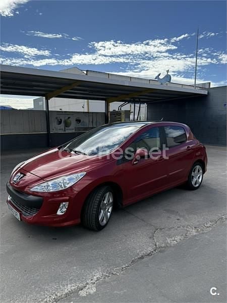 Rojo Usado 2008 Peugeot 308 Berlina | 2500 € (Buen precio) - Imagen 1/4