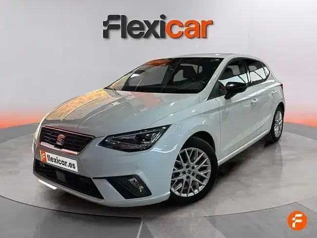 Usado Seat Ibiza Reference 95 CV (69 kW) 2024 Blanco Utilitario