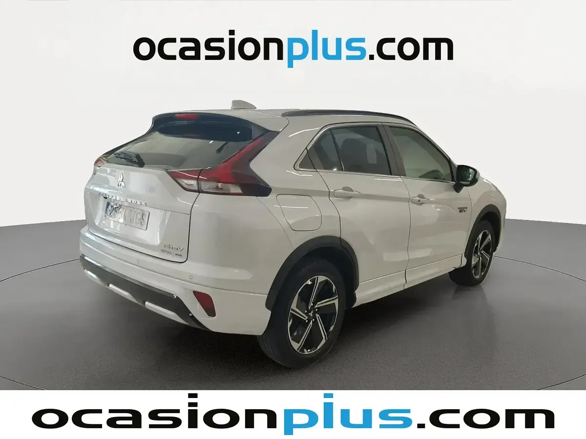 Usado Mitsubishi Eclipse Cross 188 CV (138 kW) 2023 Blanco SUV