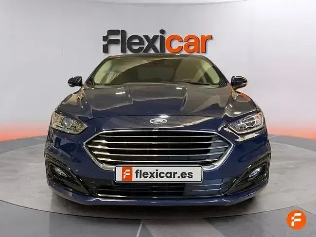 Usado Ford Mondeo Trend 187 CV (137 kW) 2021 Azul Berlina