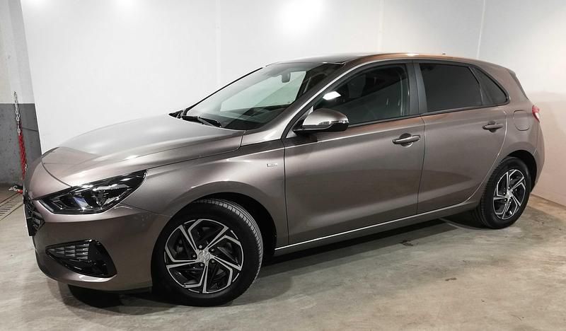 Usado Hyundai i30 120 CV (88 kW) 2023