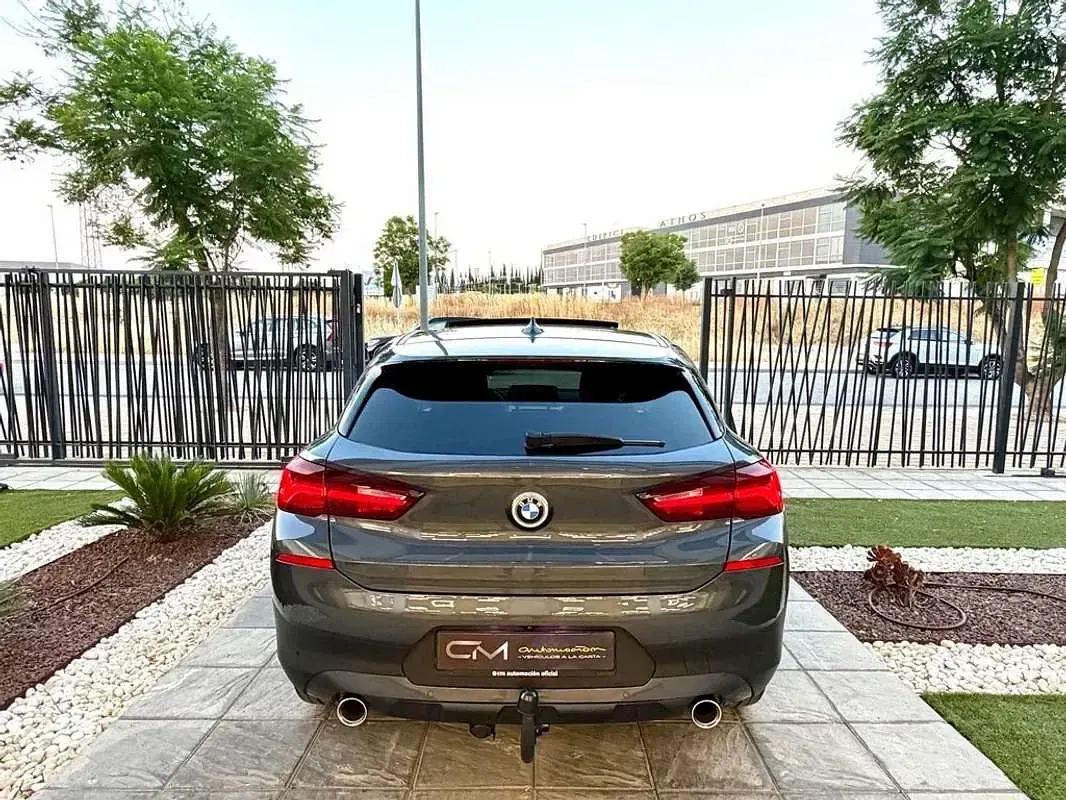 Usado BMW X2 Sport Line 150 CV (110 kW) 2021 Gris SUV