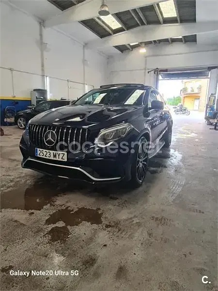 Usado Mercedes GLE63 AMG 557 CV (409 kW) 2017 Azul SUV