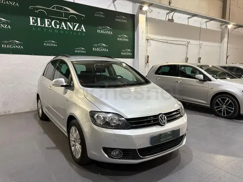 Usado VW Golf Plus Advance 105 CV (77 kW) 2013 Gris / plata Monovolumen