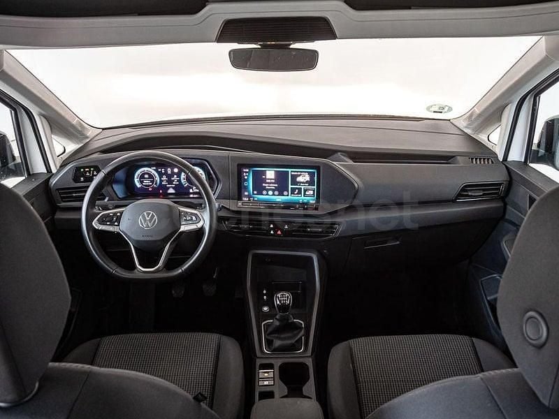 Usado VW Caddy Maxi 102 CV (75 kW) 2025 Blanco Monovolumen