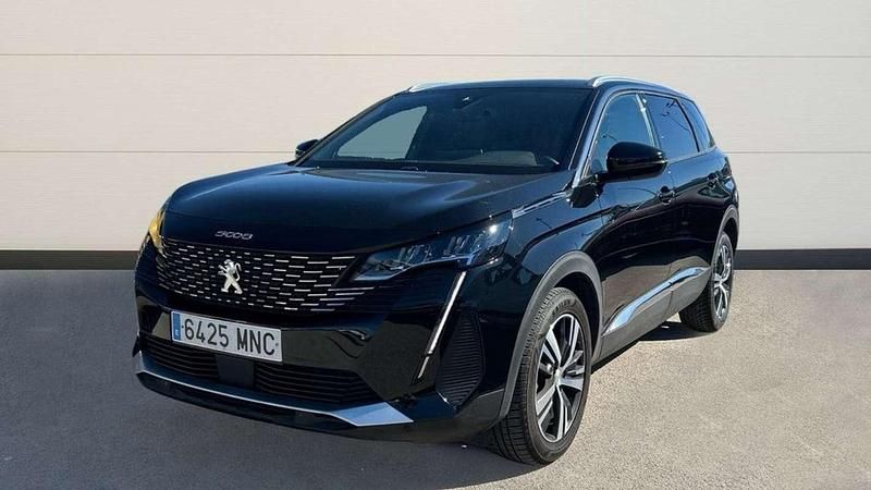 Usado Peugeot 5008 Allure 131 CV (96 kW) 2024 Negro SUV