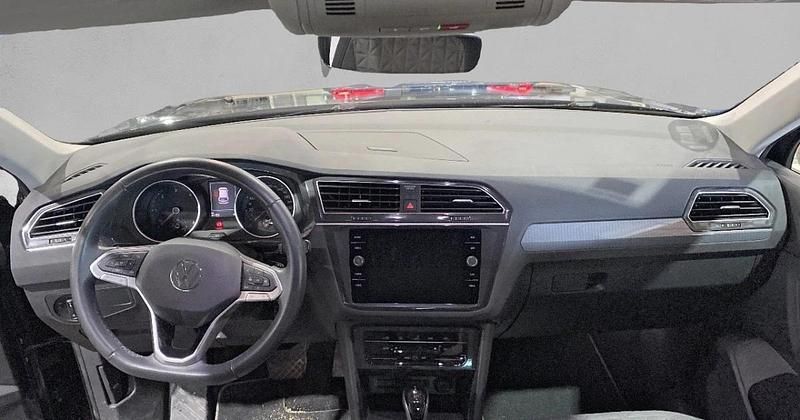 Usado VW Tiguan Life 150 CV (110 kW) 2021 SUV