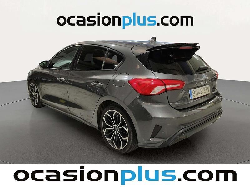 Usado Ford Focus ST-Line 120 CV (88 kW) 2019 Gris Utilitario