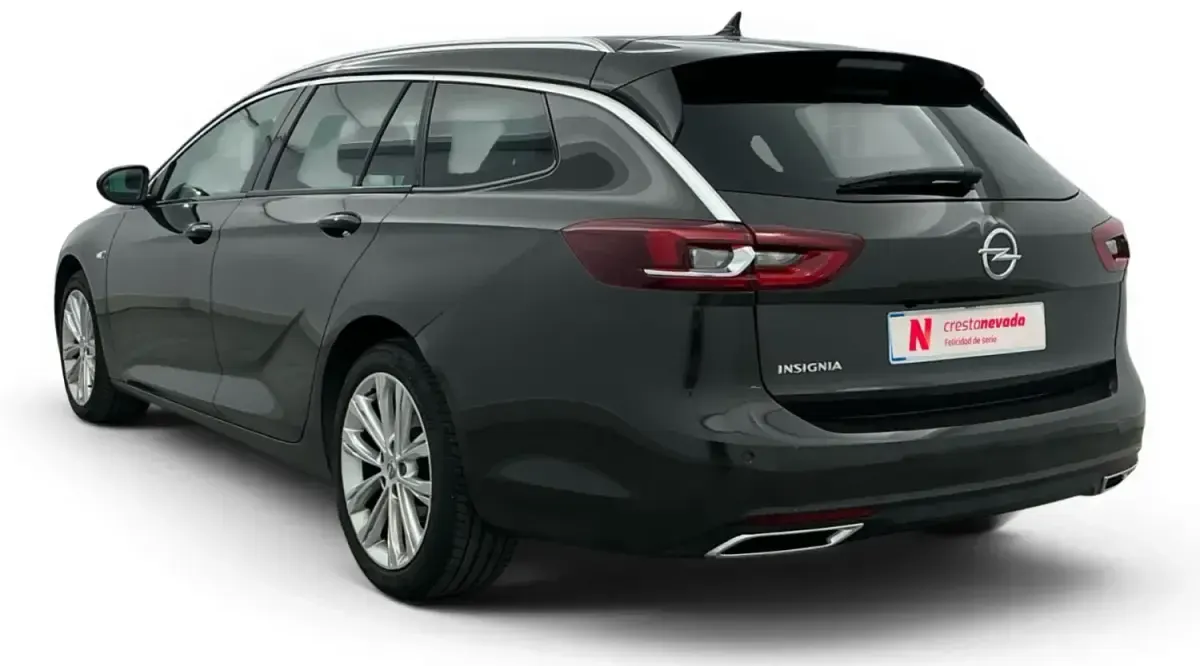 Usado Opel Insignia Business Elegance 174 CV (127 kW) 2021 Negro Familiar