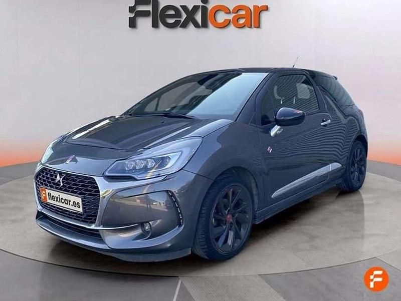 Usado DS Automobiles DS3 Crossback Performance 111 CV (81 kW) 2019 Gris SUV