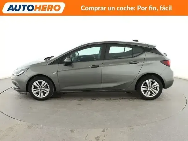 Usado Opel Astra Excellence 125 CV (91 kW) 2017 Gris Berlina