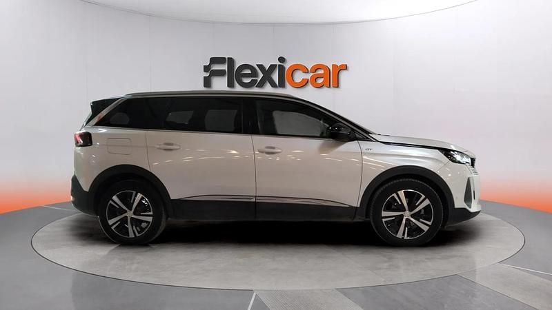 Usado Peugeot 5008 GT 131 CV (96 kW) 2021 Blanco SUV