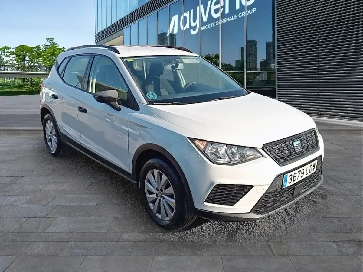 Usado Seat Arona Reference 95 CV (69 kW) 2020 Blanco SUV