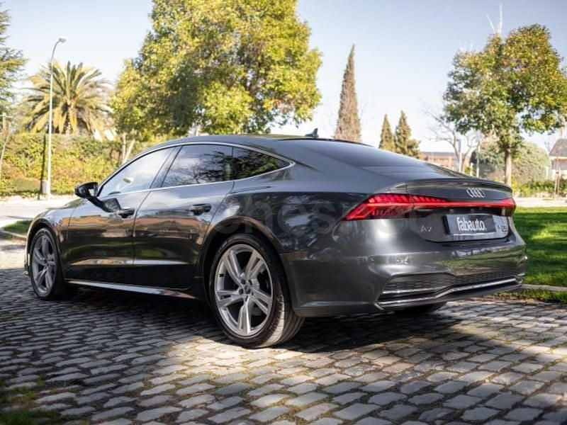 Usado Audi A7 S-Line 286 CV (210 kW) 2019 Gris / plata Berlina