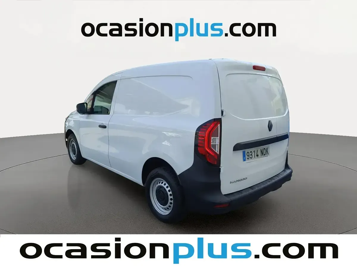 Usado Renault Kangoo 95 CV (69 kW) 2025 Blanco Monovolumen