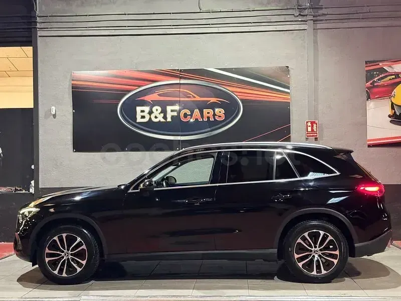 Usado Mercedes GLC220 194 CV (142 kW) 2023 Negro SUV