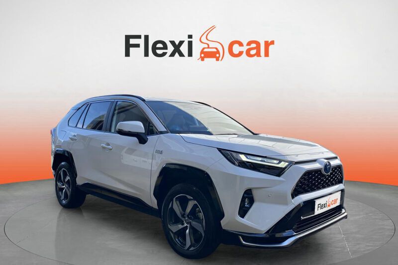 Blanco Usado 2024 Toyota RAV4 Hybrid Advance SUV | 37.990 € - Imagen 1/4