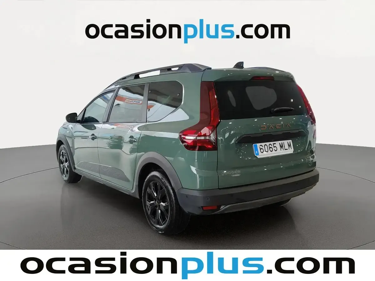 Usado Dacia Jogger Extreme 140 CV (102 kW) 2023 Verde Monovolumen