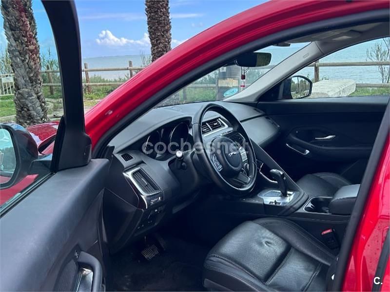 Usado Jaguar E-Pace SE 200 CV (147 kW) 2019 Rojo SUV