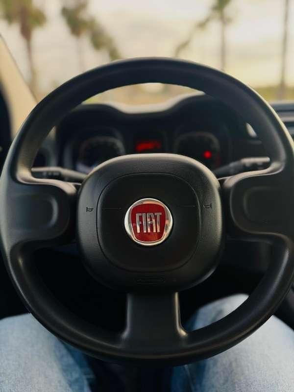 Usado Fiat Panda 69 CV (50 kW) 2021 Negro Utilitario