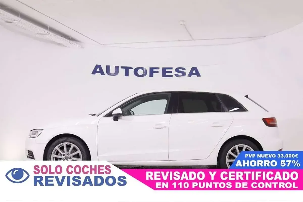 Usado Audi A3 Sportback Attraction 110 CV (80 kW) 2017 Blanco Utilitario