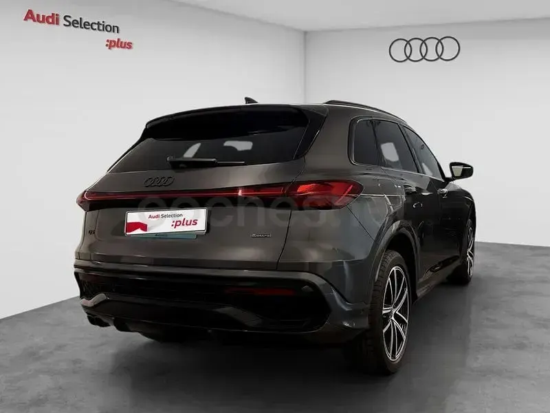 Usado Audi Q5 Sport 204 CV (150 kW) 2026 Gris / plata SUV