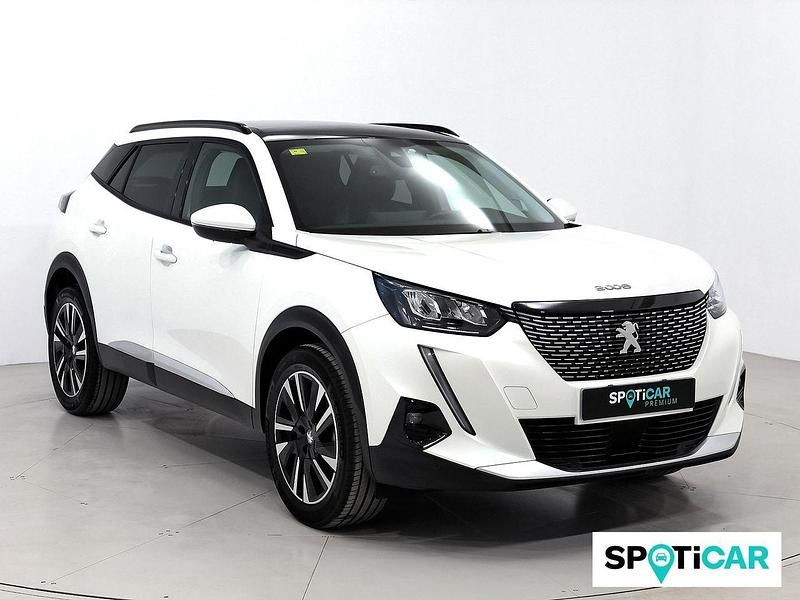 Usado Peugeot 2008 Allure 101 CV (74 kW) 2020 Blanco SUV