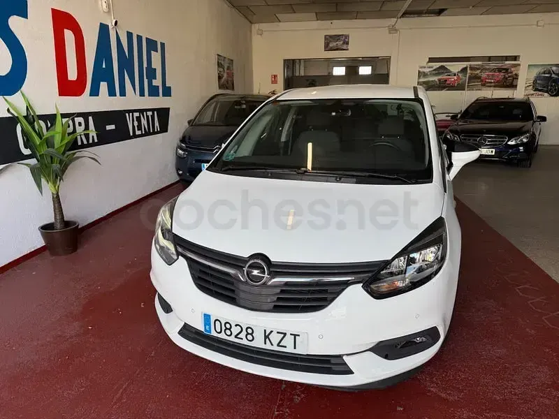 Usado Opel Zafira Life 136 CV (100 kW) 2019 Blanco Monovolumen