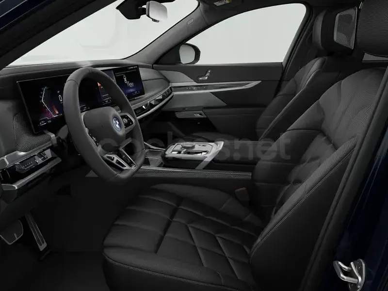 Usado BMW 750e Executive 491 CV (361 kW) 2026 Gris / plata Berlina