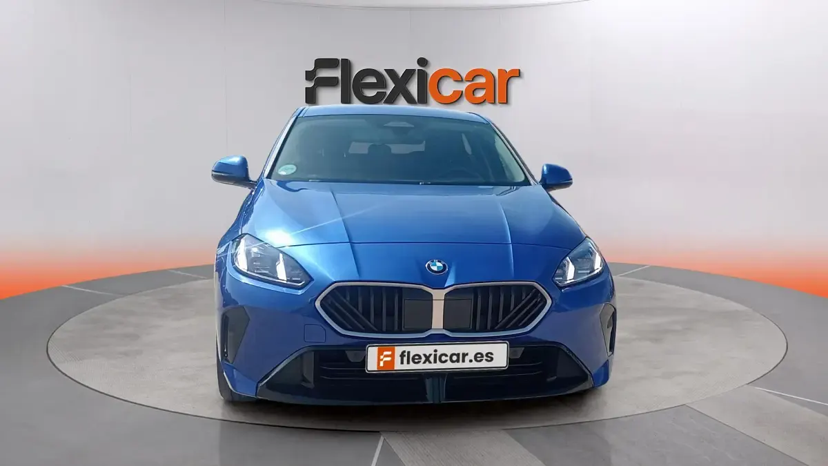 Käytetty BMW 118 150 HP (110 kW) 2025 Sininen Viistoperä
