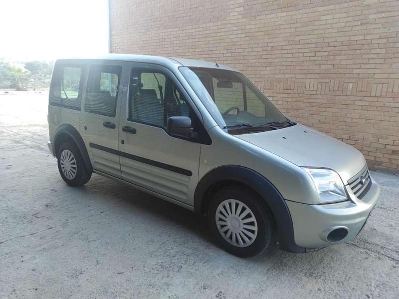 Gris Usado 2012 Ford Tourneo Connect Familiar | 8500 € - Imagen 1/4
