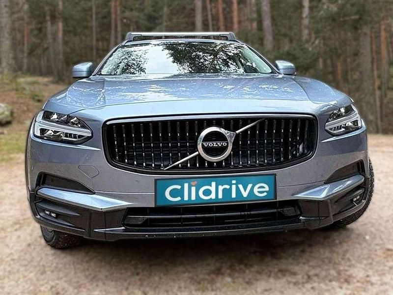 Usado Volvo V90 CC 190 CV (139 kW) 2019 Azul Familiar