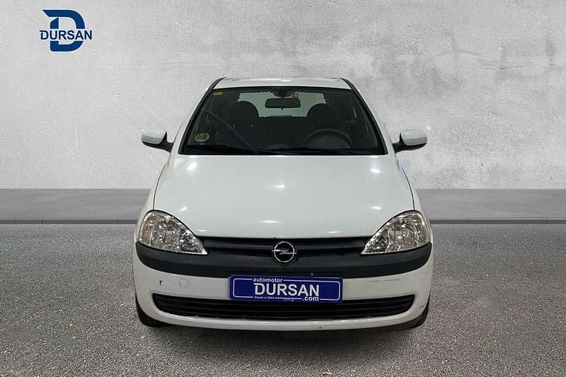 Usado Opel Corsa Comfort 75 CV (55 kW) 2001 Blanco Utilitario