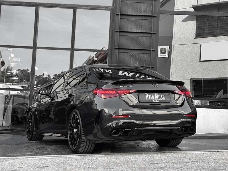 Usado Mercedes C63 AMG AMG 680 CV (500 kW) 2024 Gris Berlina