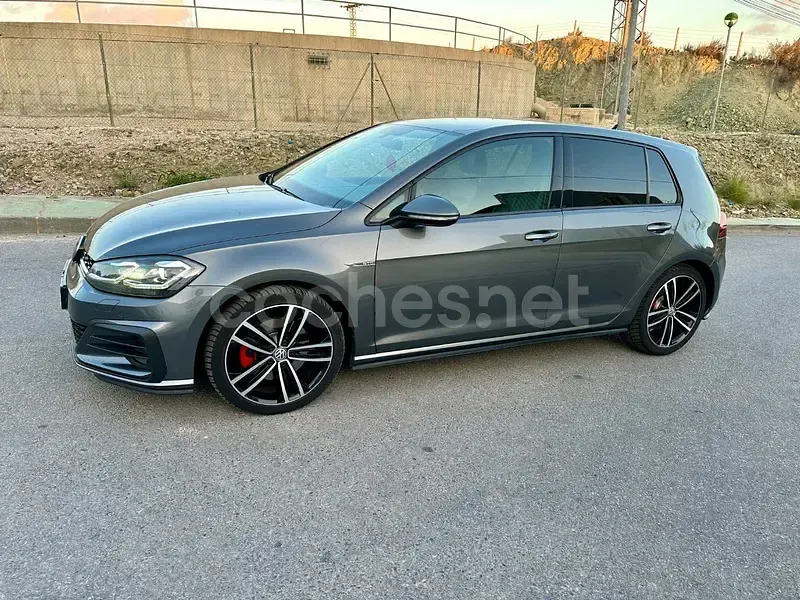 Usado VW Golf VII GTD 184 CV (135 kW) 2019 Gris / plata Berlina