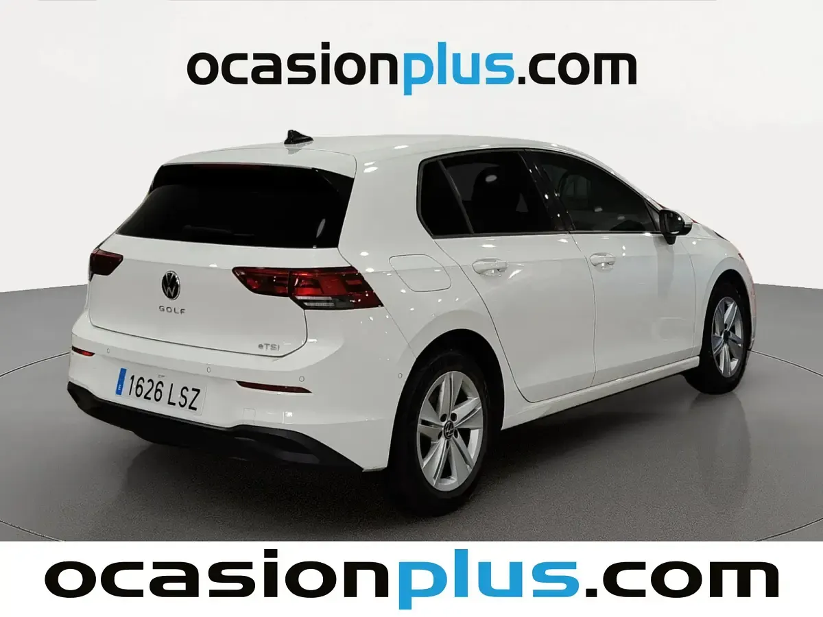 Usado VW Golf VII Life 150 CV (110 kW) 2021 Blanco Utilitario