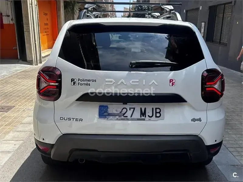 Usado Dacia Duster Comfort 115 CV (84 kW) 2023 Blanco SUV